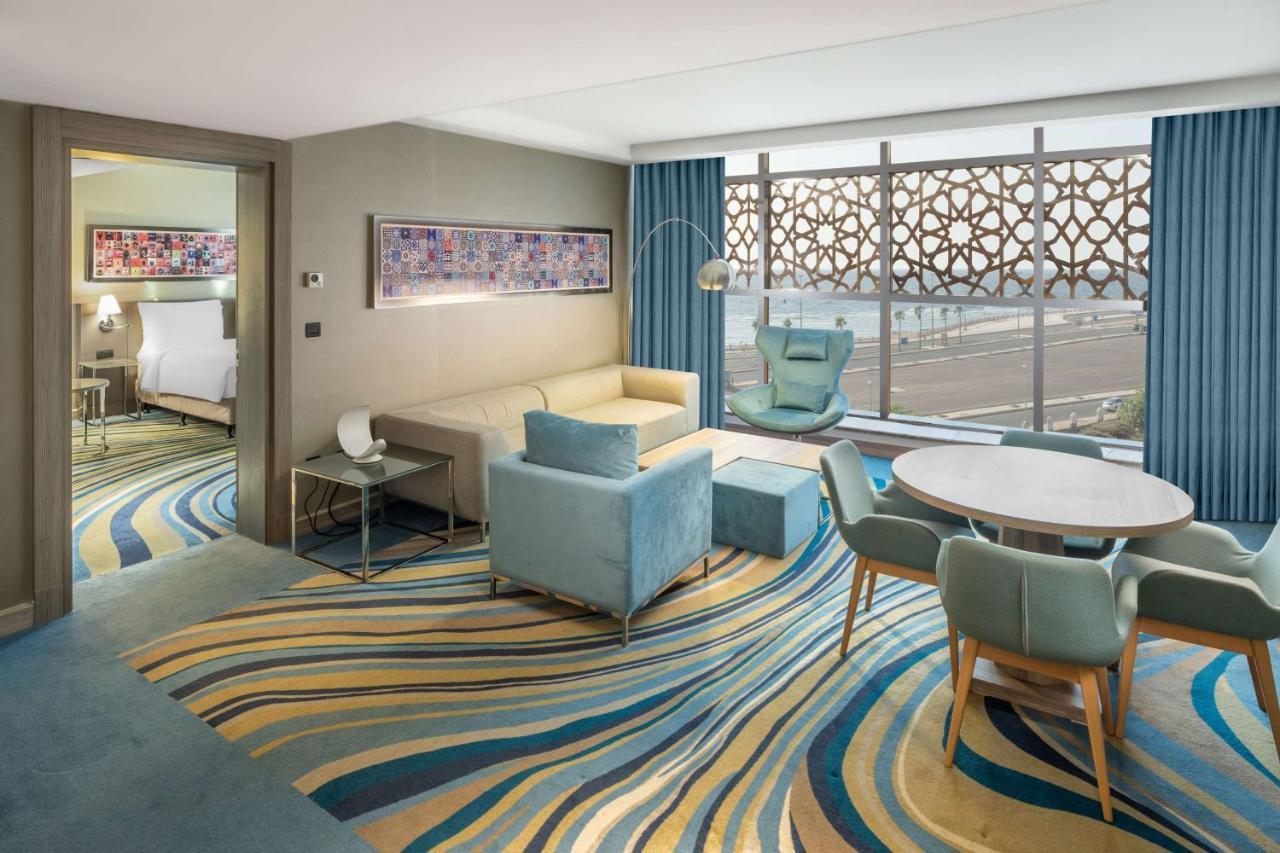 Radisson Blu Hotel, Jeddah Corniche ภายนอก รูปภาพ